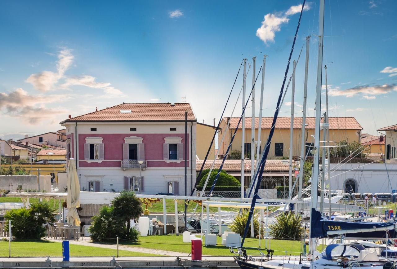 Villino Ermione Hotel Marina Di Pisa Exterior photo